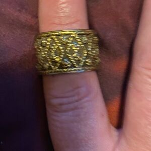 Vintage 14K Gold Ornate Band Ring